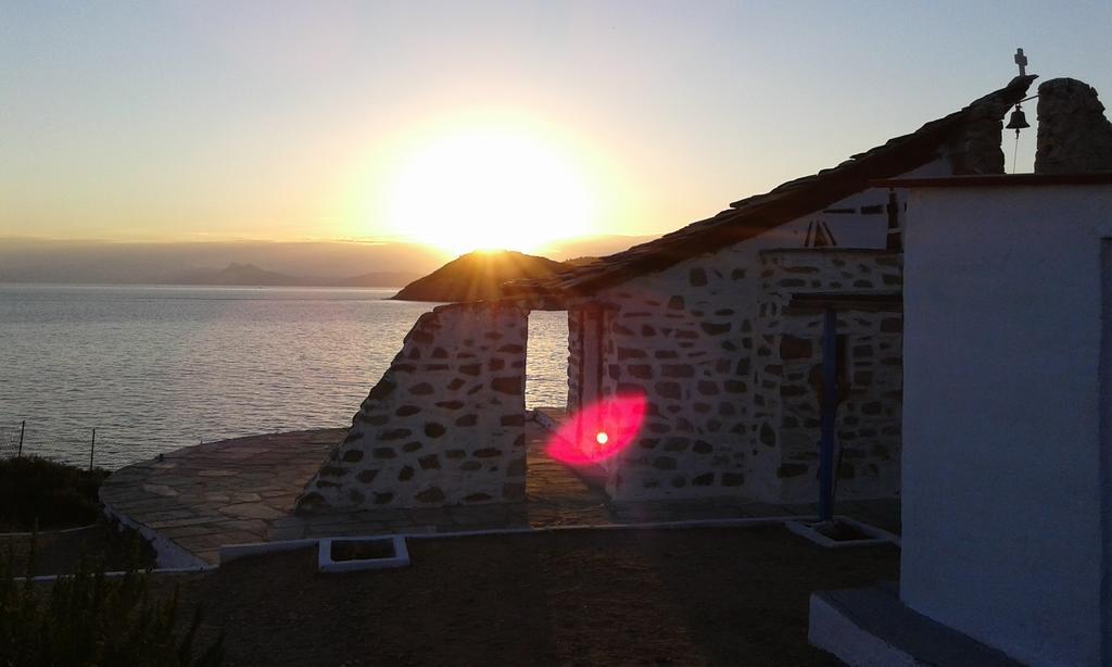 Fotinos House Skiathos Hotel Exterior photo